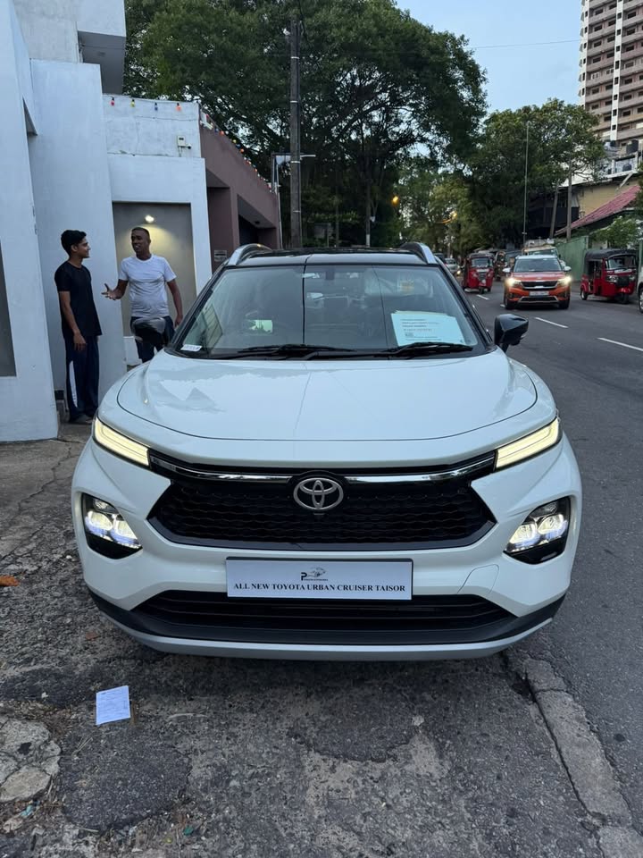 Toyota Taisor