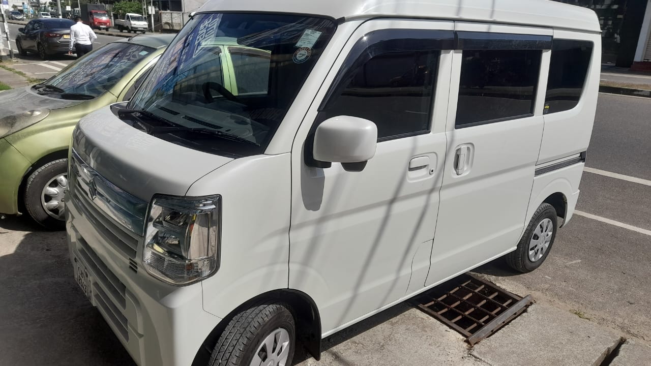 Suzuki Every DA17